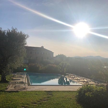 Villa Elena Appartamento In Villa Montinelle Luaran gambar