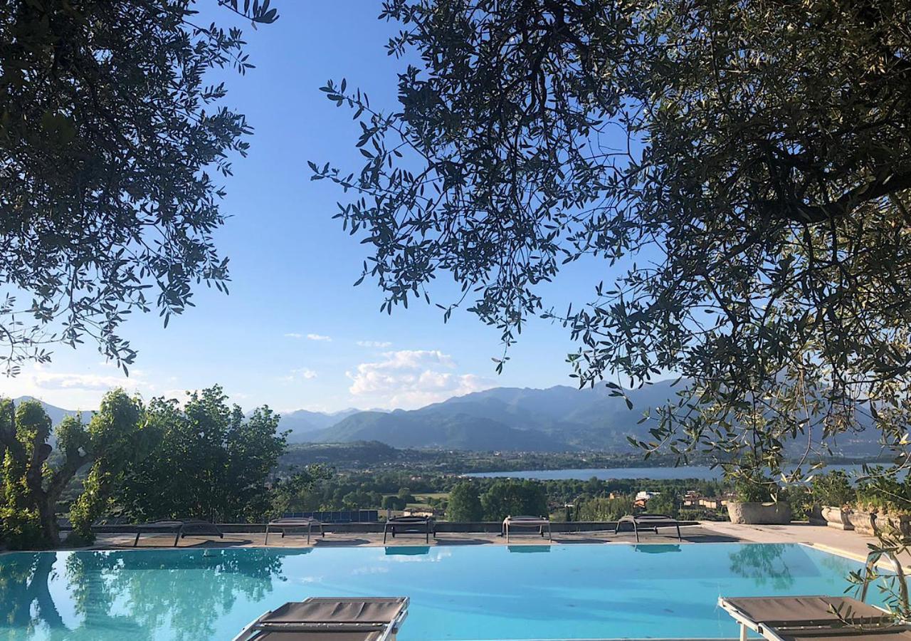 Villa Elena Appartamento In Villa Montinelle Luaran gambar