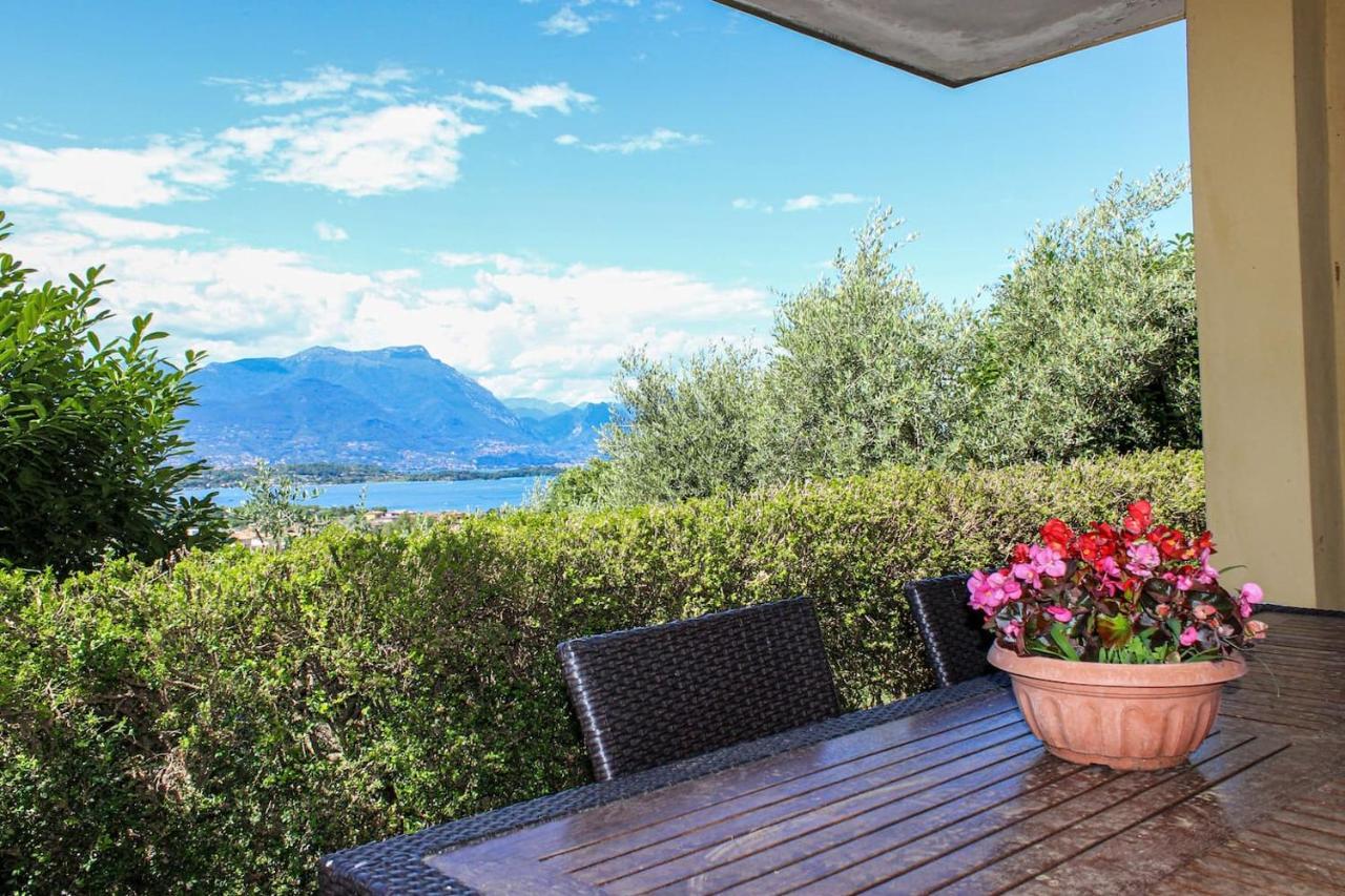 Villa Elena Appartamento In Villa Montinelle Luaran gambar